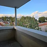 דירה Entre Et Village, Piscine Et Balcon ארגלס-סור-מר