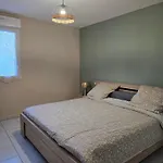 Entre Et Village, Piscine Et Balcon דירה *